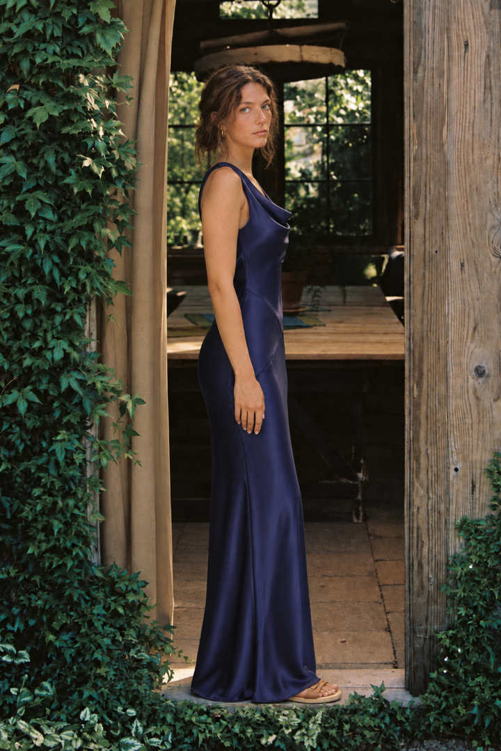 The Elisaria Dress